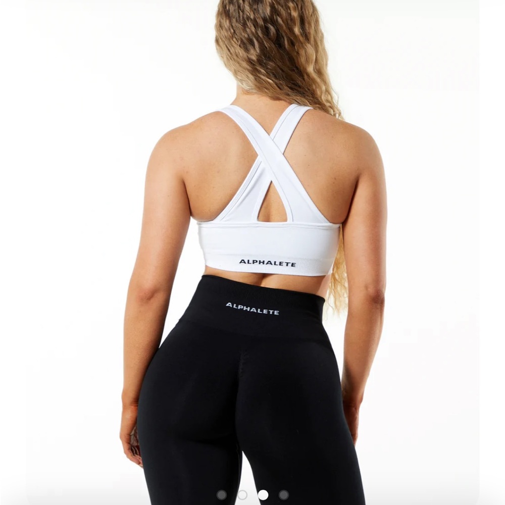 Alphalete Amplify bra